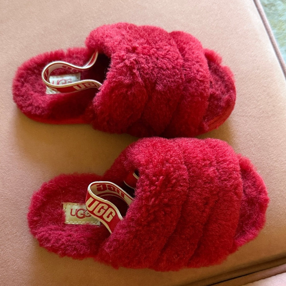 UGG Red Fluff Slide Shearling Slippers size 11